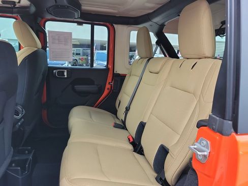 Used 2020 Jeep Wrangler Unlimited Sport AWD/4WD image 17