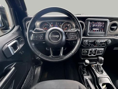 Used 2018 Jeep Wrangler Unlimited Sport S AWD/4WD image 6