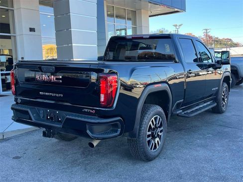 Used 2022 GMC Sierra 2500 AT4 image 3