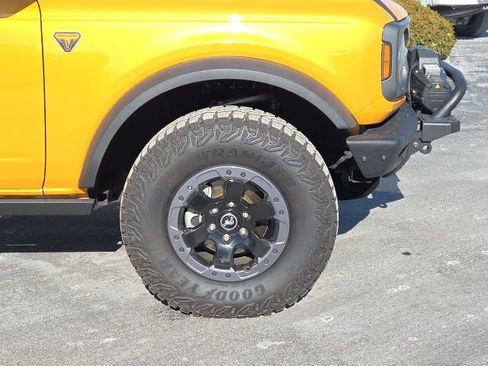 Used 2021 Ford Bronco Badlands image 5