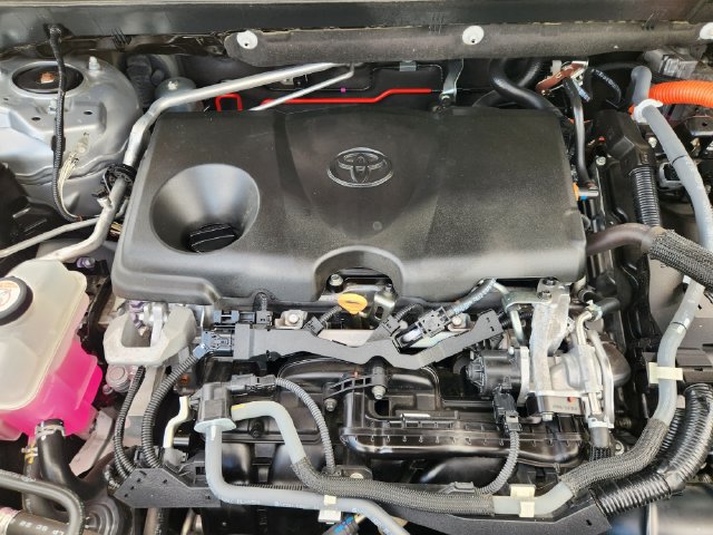 Used 2020 Toyota RAV4 XLE w/ Convenience Package AWD/4WD image 22