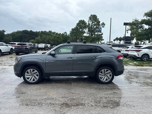 Used 2022 Volkswagen Atlas Cross Sport SE AWD/4WD image 16