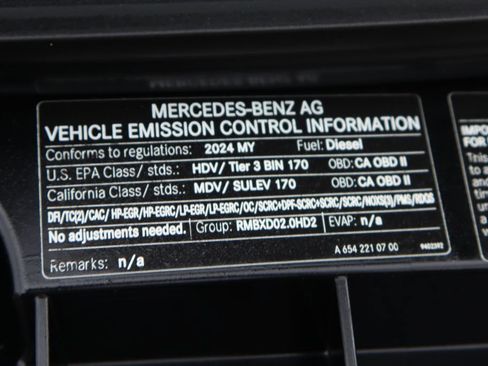Used 2024 Mercedes-Benz Sprinter 2500 image 15