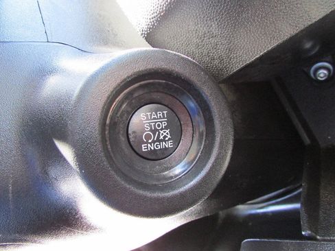 Used 2023 RAM ProMaster 2500 FWD image 19