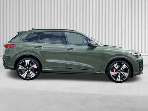 New 2026 Audi SQ5 Premium Plus AWD/4WD image 6