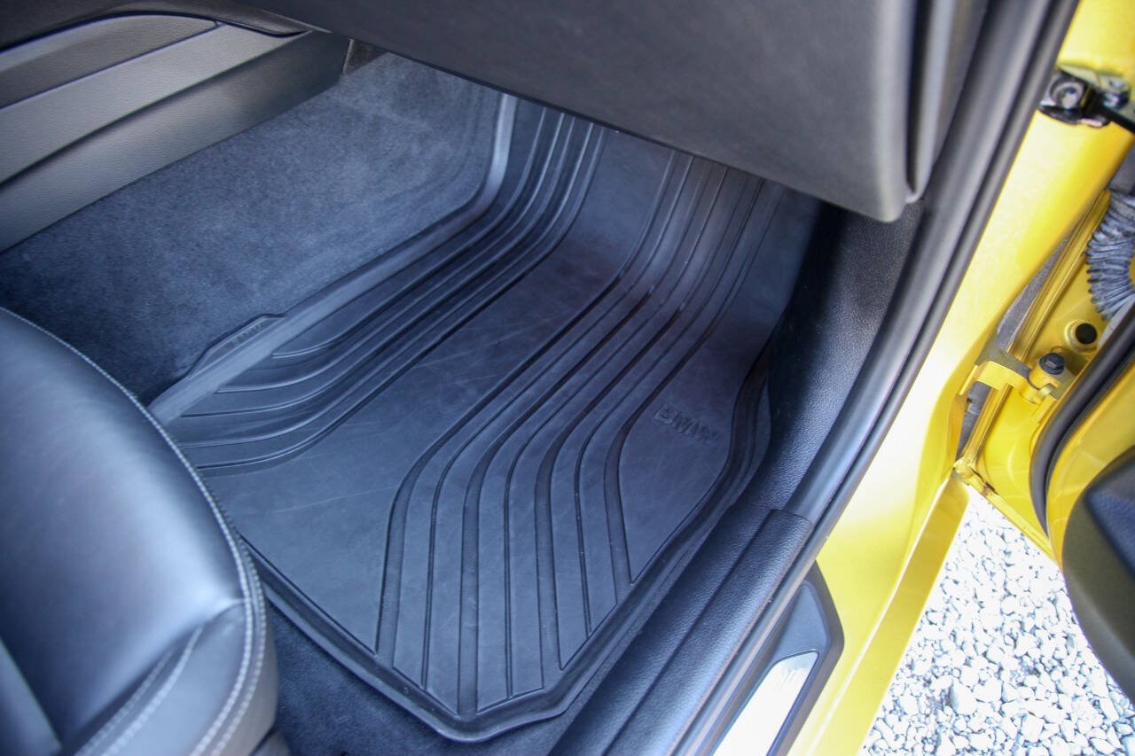 Used 2015 BMW M3 RWD image 70