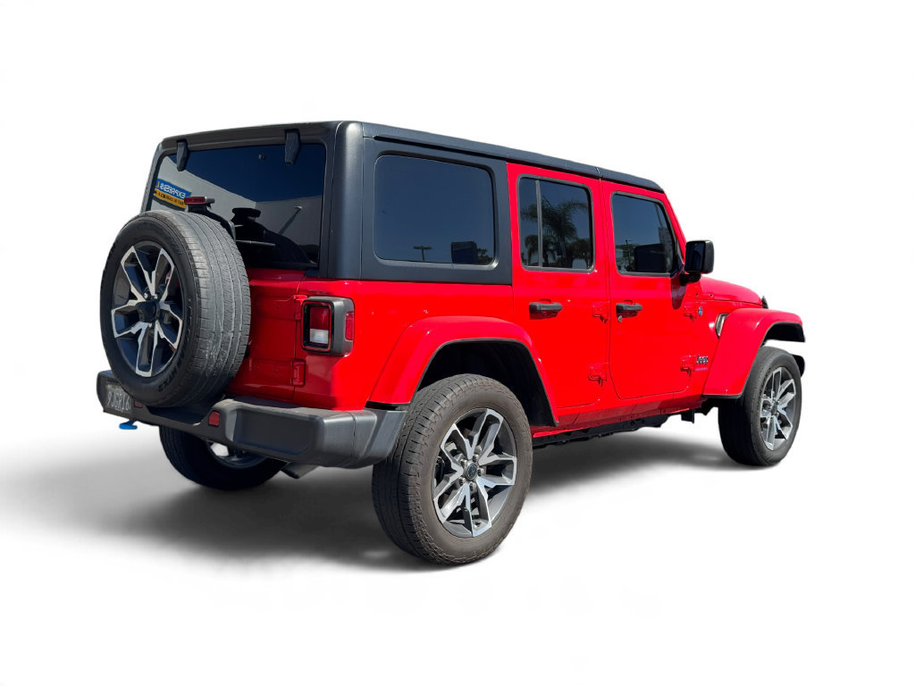 Used 2024 Jeep Wrangler Unlimited AWD/4WD image 15