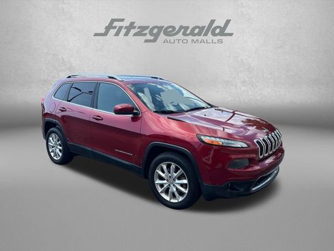 Used 2017 Jeep Cherokee Limited AWD/4WD image 2