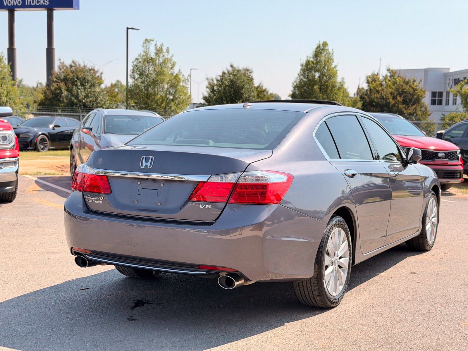 Used 2015 Honda Accord EX-L image 7