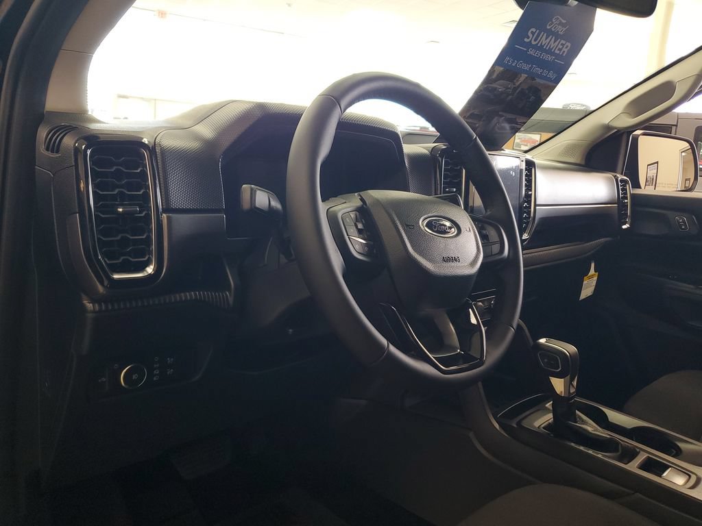 New 2026 Ford Ranger XLT w/ Technology Package AWD/4WD image 18