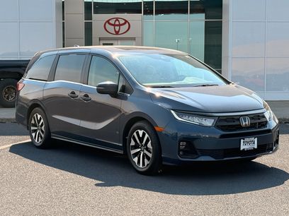 Used 2025 Honda Odyssey EX-L