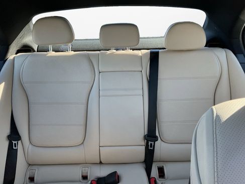 Used 2023 Mercedes-Benz C 300 4MATIC Sedan image 13