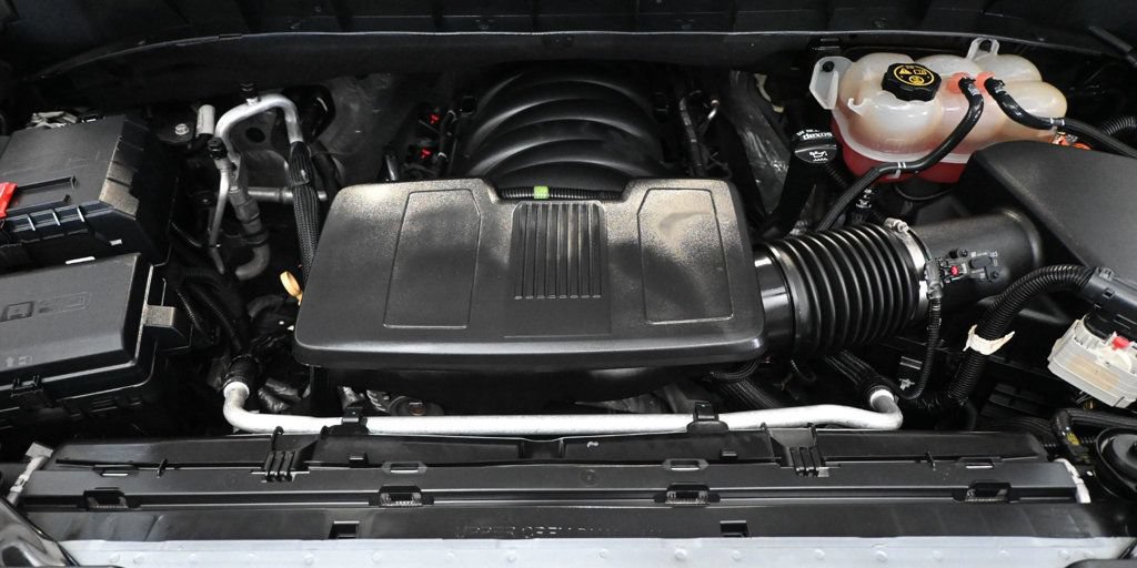 Used 2020 Chevrolet Silverado 1500 LT w/ All-Star Edition RWD image 18