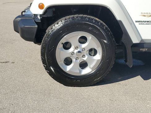 Used 2015 Jeep Wrangler Unlimited Sahara w/ Trailer Tow Group image 11