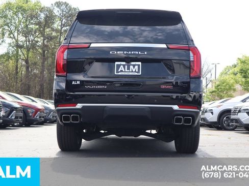 Used 2026 GMC Yukon Denali w/ Sun & Power Step Package AWD/4WD image 6