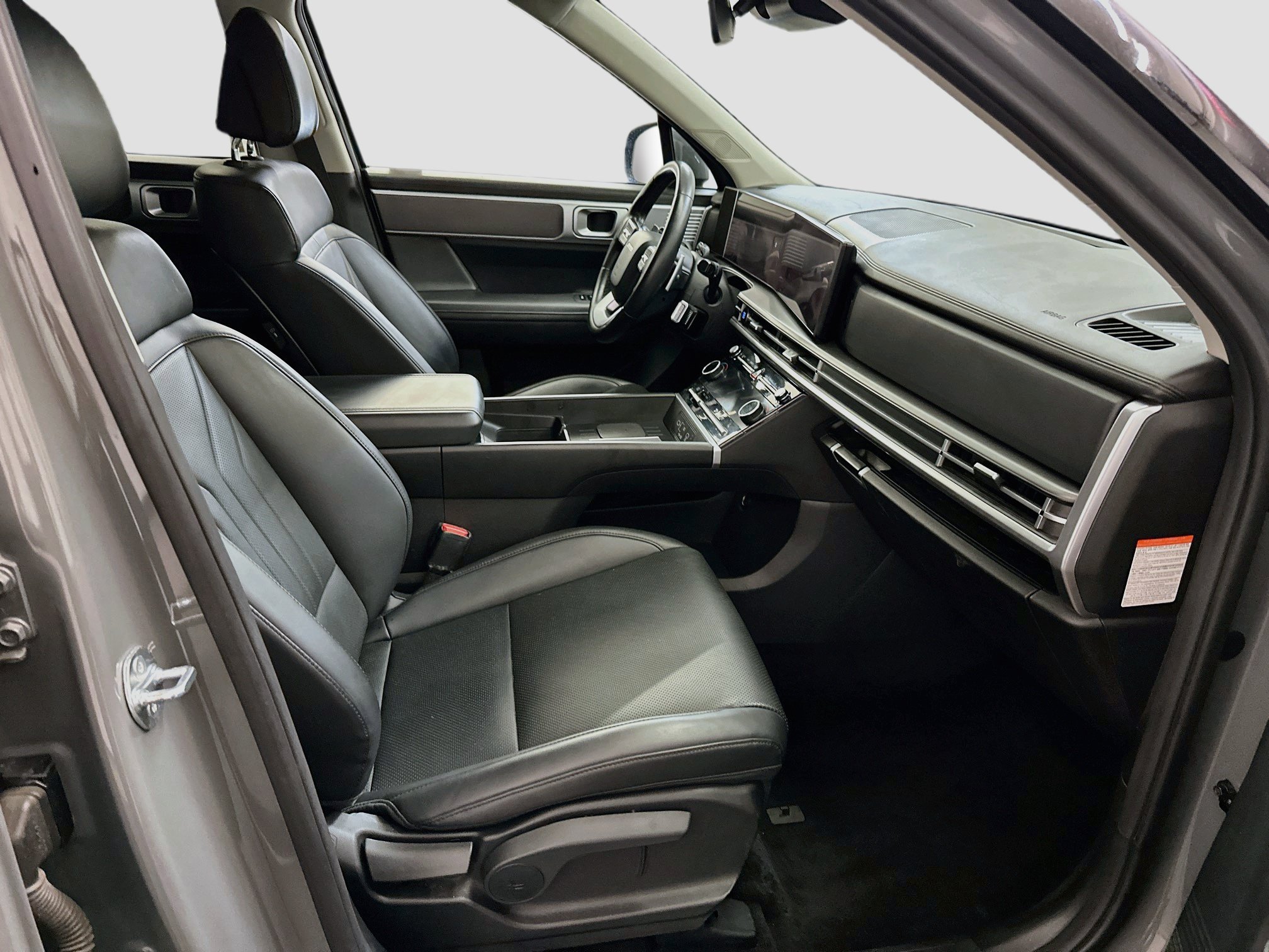 Used 2025 Hyundai Santa Fe SEL AWD/4WD image 34