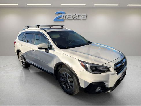 Used 2018 Subaru Outback 3.6R Touring w/ Popular Package #3 image 1