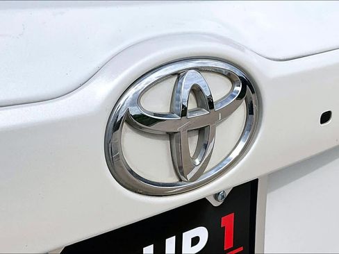 Used 2015 Toyota Highlander XLE FWD image 30