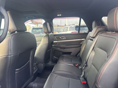 Used 2019 Ford Explorer Sport image 22