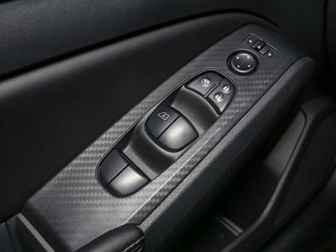 Used 2025 Nissan Altima 2.5 SV image 30