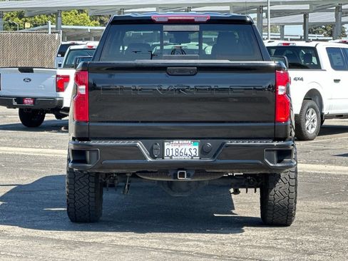 Used 2022 Chevrolet Silverado 1500 RST w/ Convenience Package II AWD/4WD image 4
