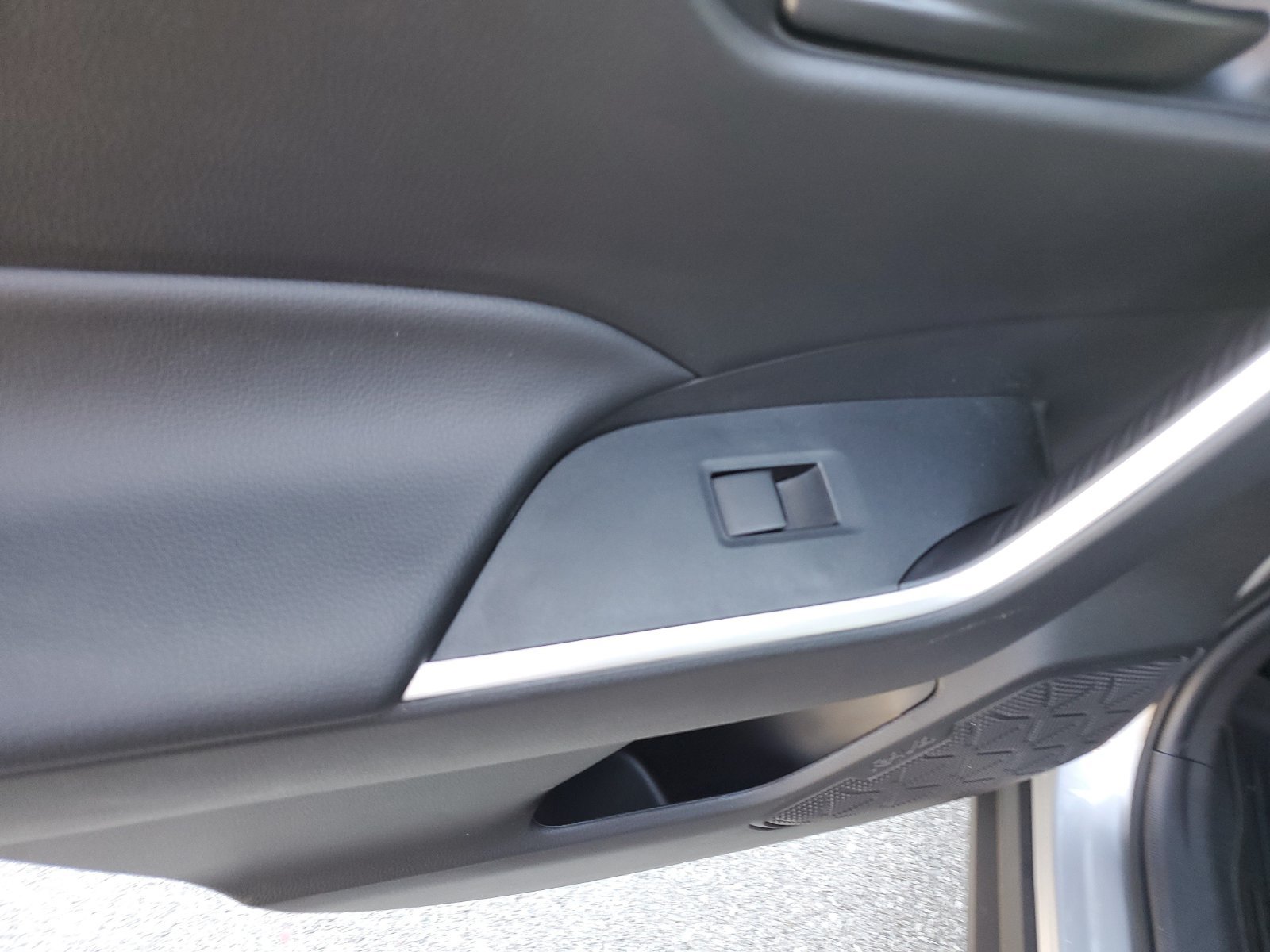 Certified 2024 Toyota RAV4 LE AWD/4WD image 16