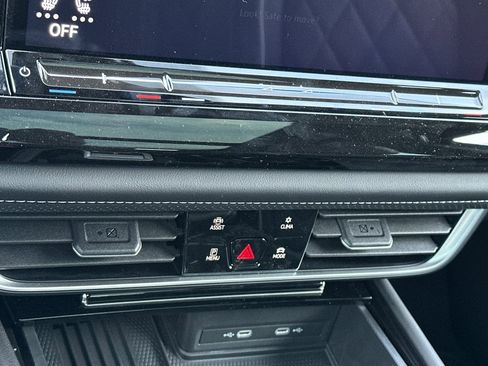 New 2025 Volkswagen Atlas Cross Sport SEL Premium R-Line image 20