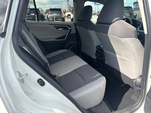 Used 2024 Toyota RAV4 XLE w/ Convenience Package AWD/4WD image 14