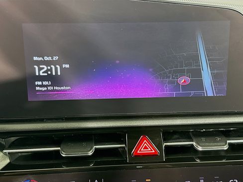 Used 2023 Kia Niro Wave image 17