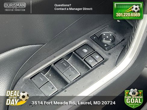 Used 2024 Toyota RAV4 XLE FWD image 9