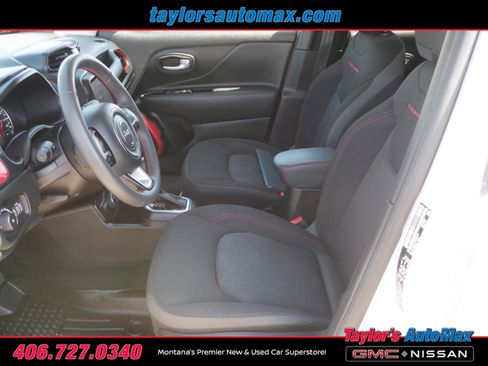 Used 2023 Jeep Renegade Trailhawk AWD/4WD image 4