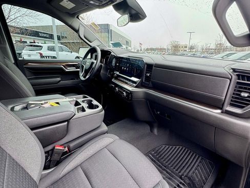 Used 2023 Chevrolet Silverado 1500 LT w/ Convenience Package II image 14