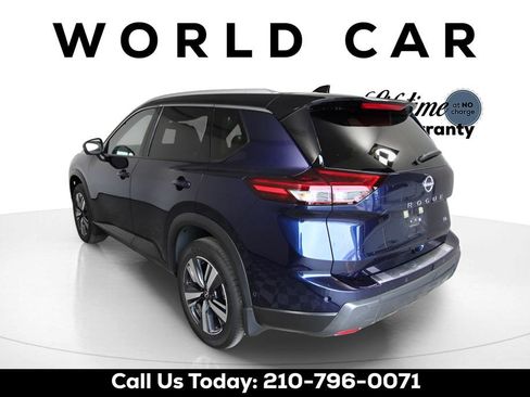 Used 2024 Nissan Rogue SL FWD image 5