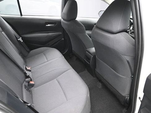 Used 2021 Toyota Corolla LE w/ LE Convenience Package FWD image 31