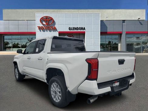New 2026 Toyota Tacoma 2WD Double Cab image 5