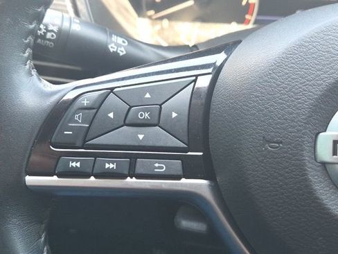 Used 2020 Nissan Altima 2.0 Platinum image 35