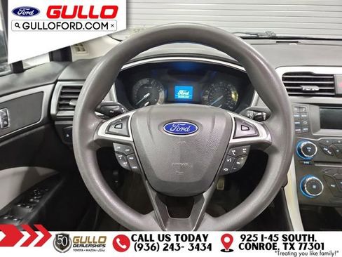 Used 2016 Ford Fusion S image 12