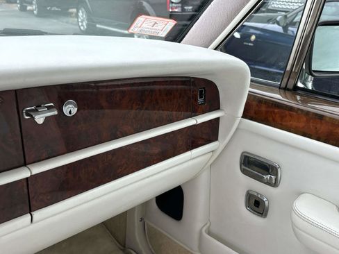 Used 1987 Rolls-Royce Silver Spur image 14