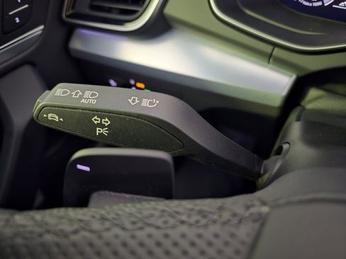 Certified 2025 Audi Q5 2.0T Premium Plus w/ Premium Plus Package image 22