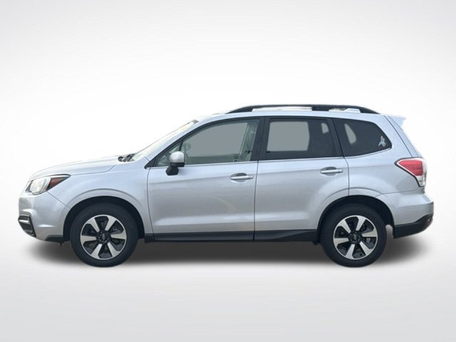 Used 2018 Subaru Forester 2.5i Limited AWD/4WD image 5