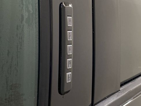 Used 2020 Ford F150 XLT w/ Equipment Group 302A Luxury image 14