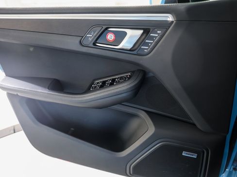 Certified 2021 Porsche Macan GTS image 23