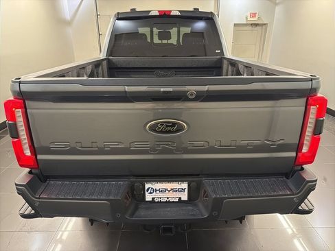 New 2026 Ford F250 Lariat w/ Black Appearance Package AWD/4WD image 5