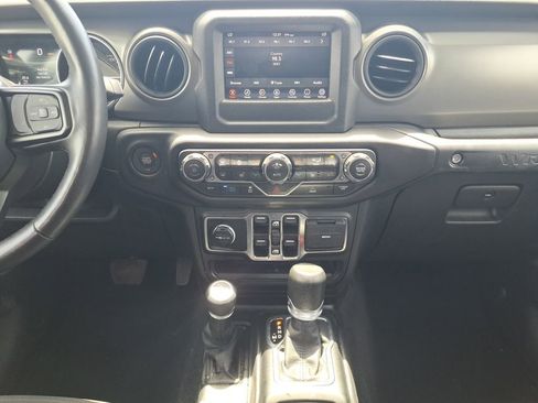 Used 2023 Jeep Wrangler Unlimited w/ Cold Weather Group AWD/4WD image 11