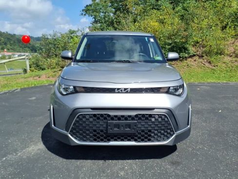 Certified 2023 Kia Soul LX FWD image 5