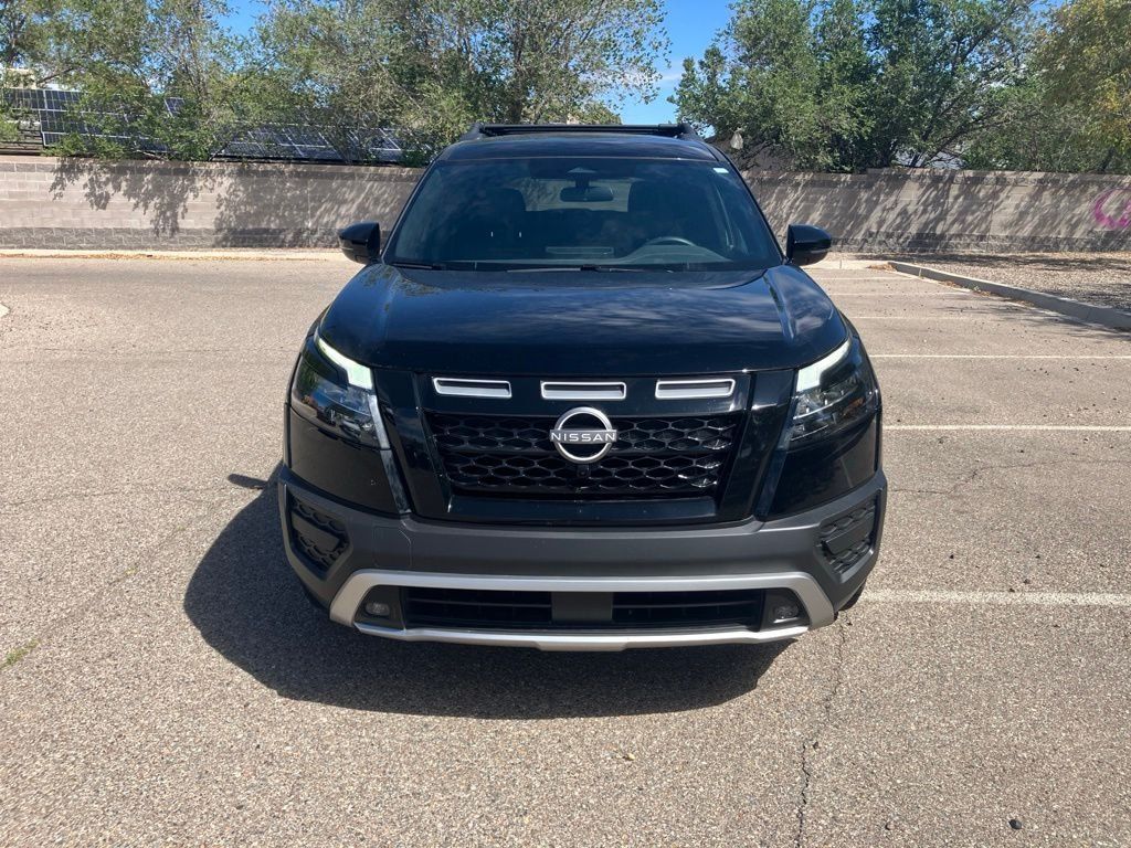 Used 2025 Nissan Pathfinder Rock Creek AWD/4WD image 2