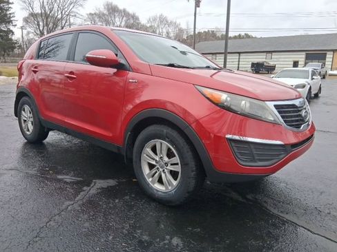 Used 2011 Kia Sportage LX image 7