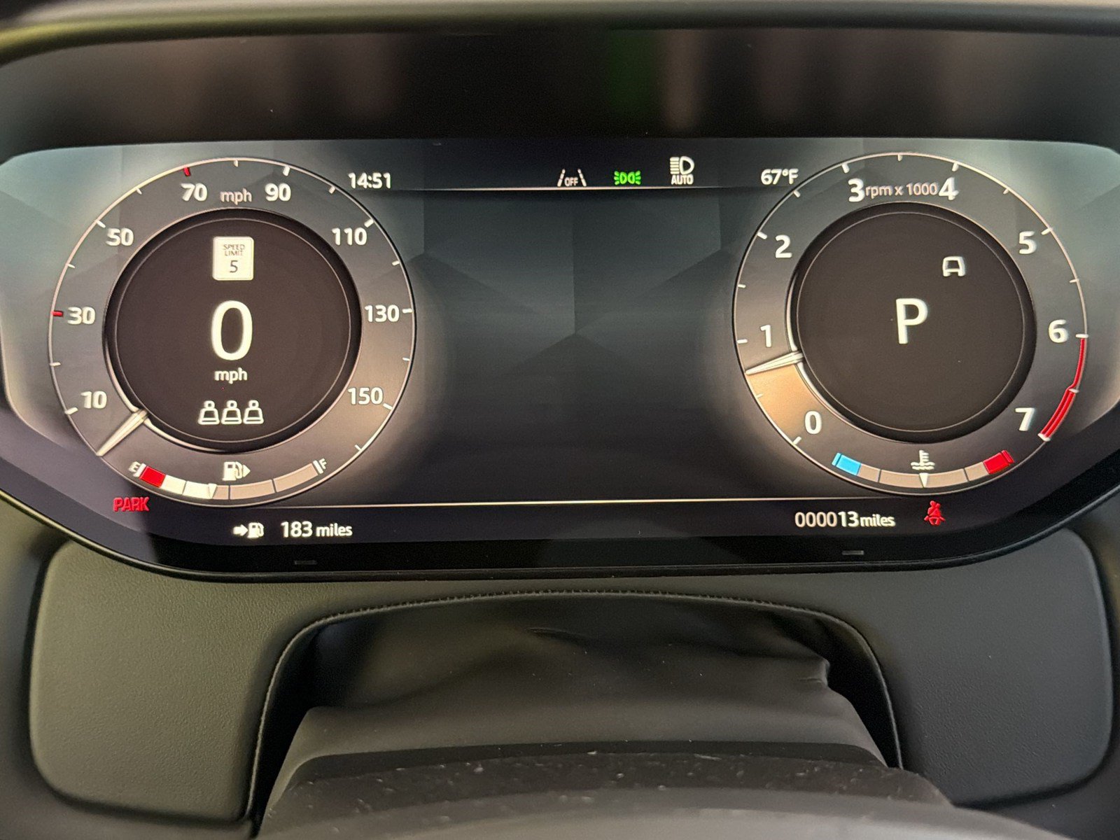 New 2026 Land Rover Range Rover Sport SE AWD/4WD image 19