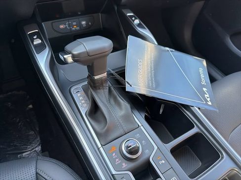 New 2026 Kia Sorento X-Line EX AWD/4WD image 16