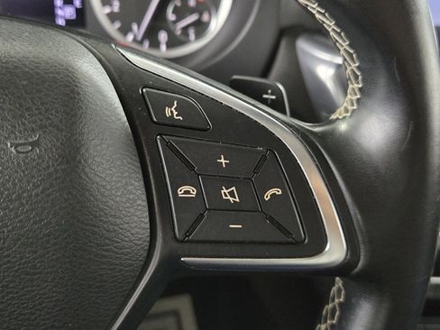 Used 2018 INFINITI QX30 AWD image 13